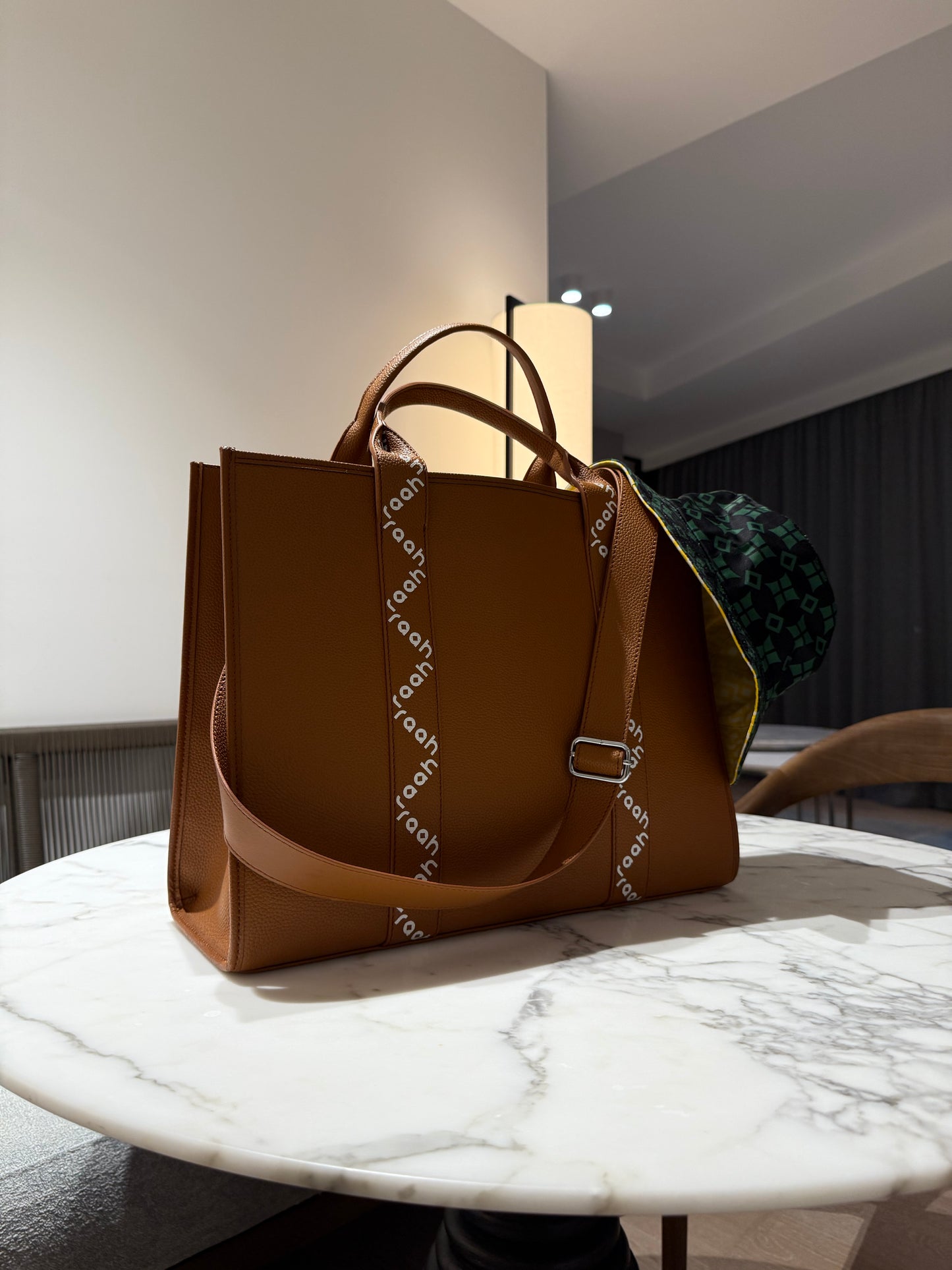 Raah Everyday Tote Beige